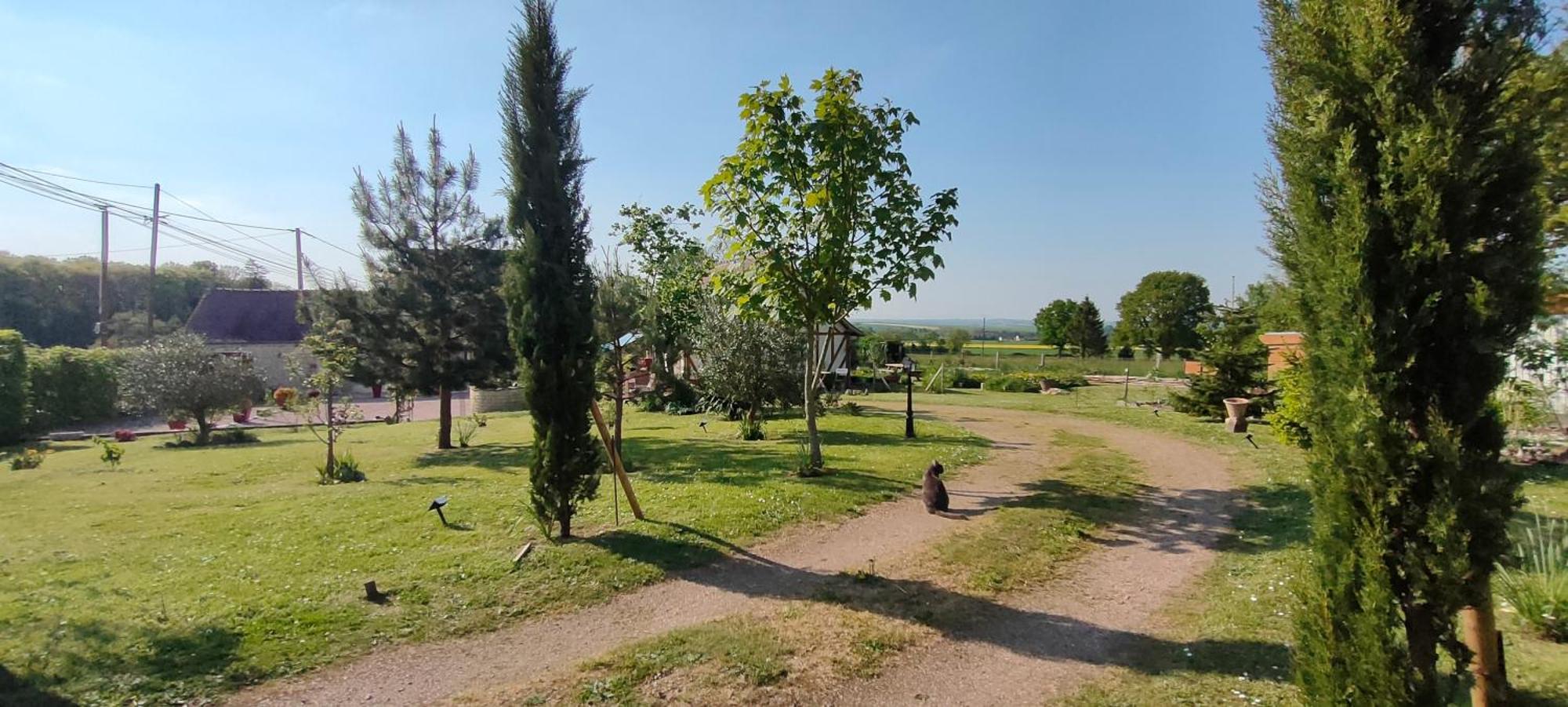 Pertheville-Ners Les Lys Jolie Suite Parentale Privative Deux Adultes Avec Sdd מראה חיצוני תמונה