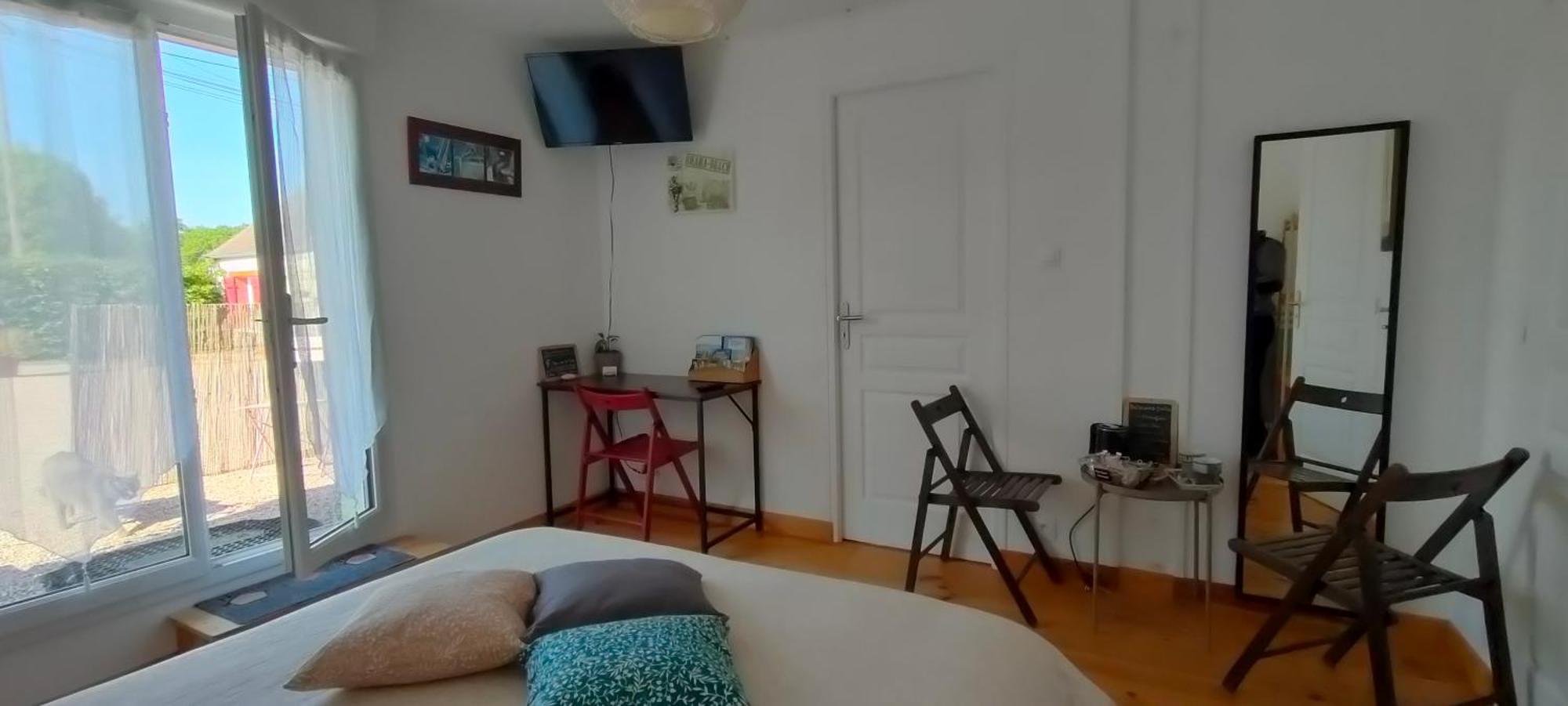 Pertheville-Ners Les Lys Jolie Suite Parentale Privative Deux Adultes Avec Sdd מראה חיצוני תמונה